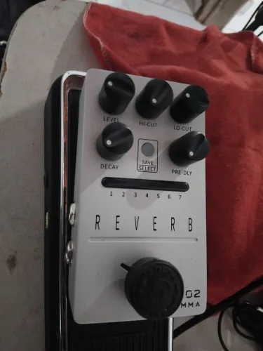 Pedal reverb flamma FS02