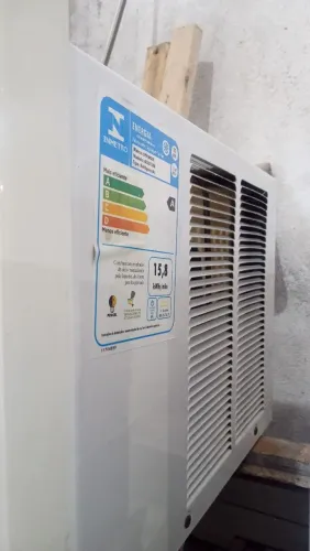ar condicionado 10 mil e 220v Springer