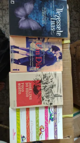 Livros diversos