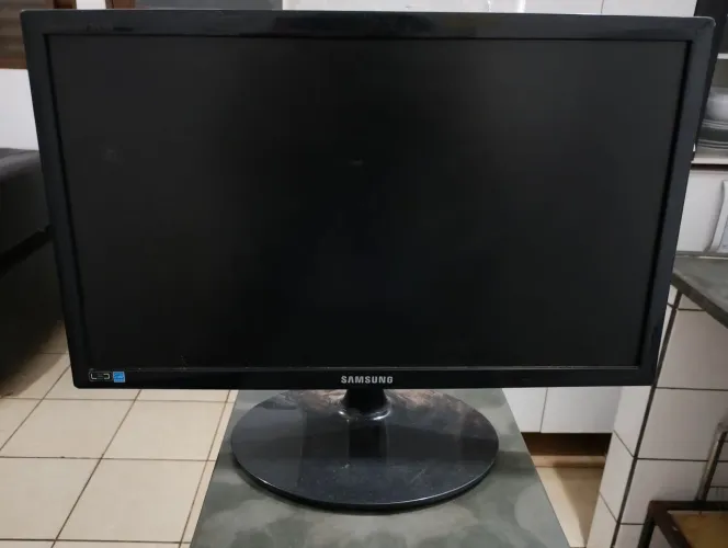 Monitor Antigo Sansung