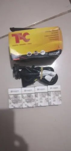 Vendo bico injetor para o Palio ano 2000 a 2007 com os cabos conectores