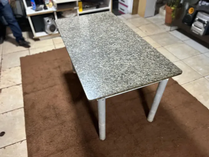 Mesa de mármore 