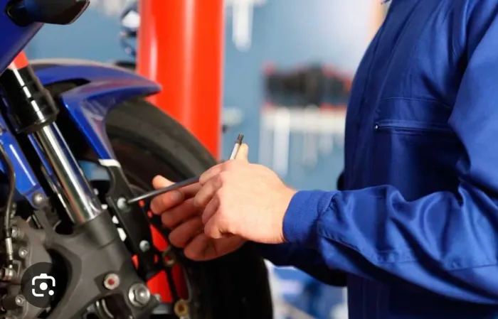 Vaga para mecânico de motos 