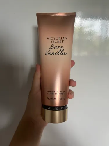 Hidratante bare vanilla victoria secret