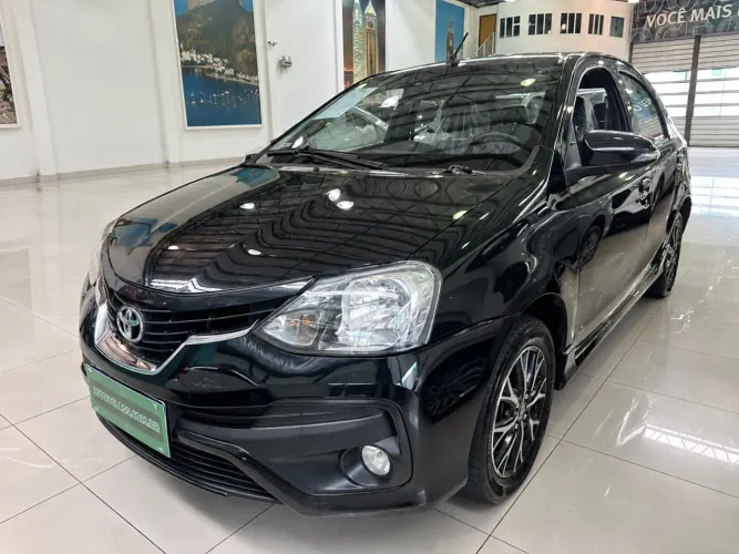 Toyota Etios Platinum 1.5 Flex 16V 4P Aut. 2018
