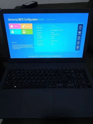 Vendo esse Notebook Samsung