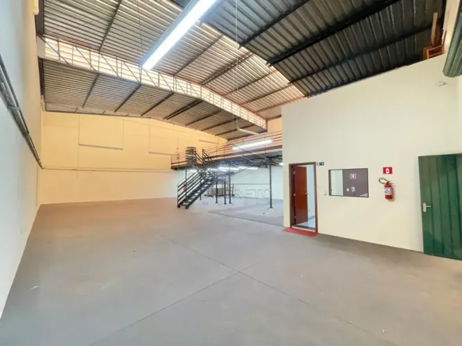 Comercial Barracão em Jaú