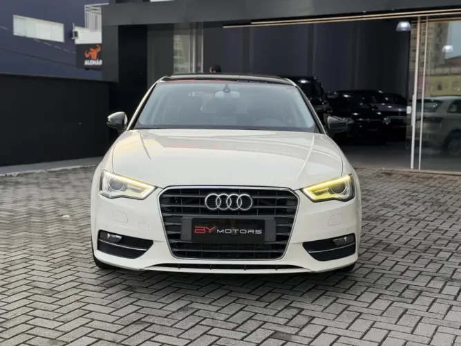 Audi A3 Sportback 1.8 16V TFSI S-tronic 5P 2014