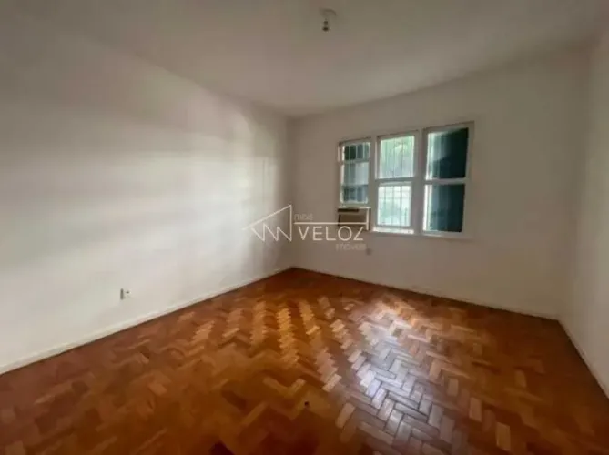 Apartamento : Padrão / Residencial / Lagoa