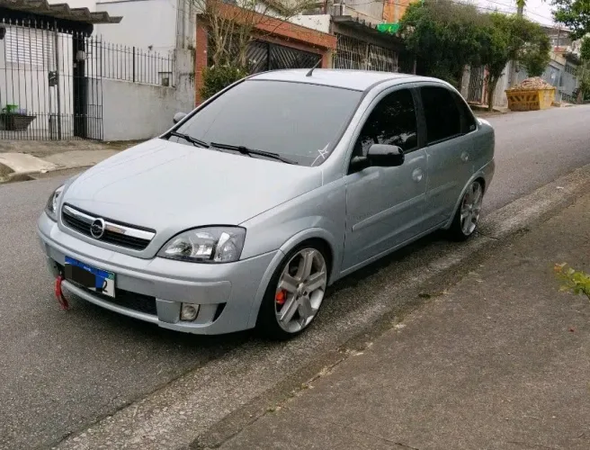 Chevrolet Corsa Sed. Premium 1.4 8V Econoflex 4P 2009