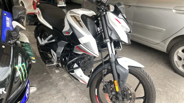 Bajaj Pulsar N150