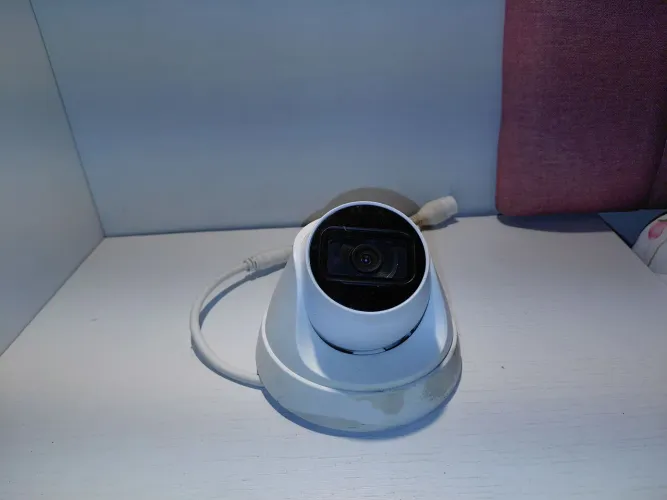 Camera dome intelbras