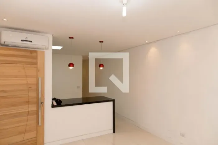 Casa à Venda - Centro, 5 Quartos, 200 m2