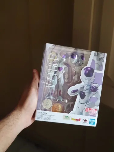 Boneco frieza sh figuarts original Bandai 