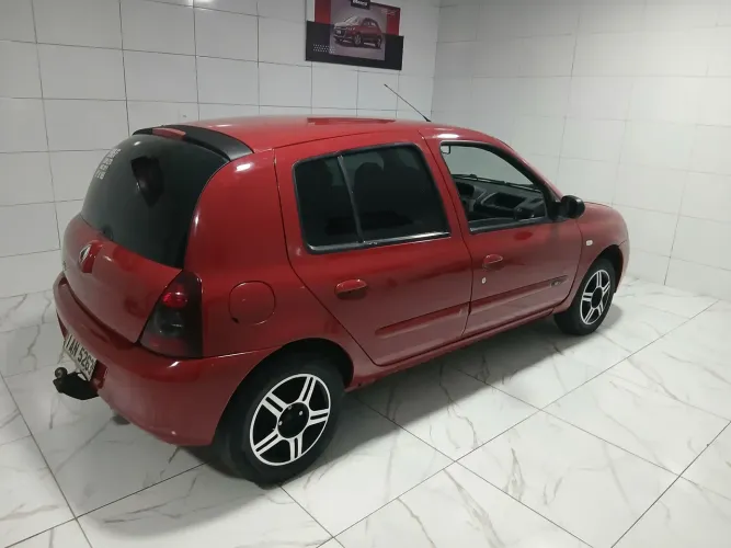 Renault Clio Campus Hi-flex 1.0 16V 5P 2010