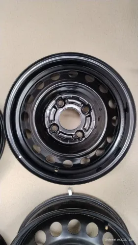 Roda ferro Nissan Livinia