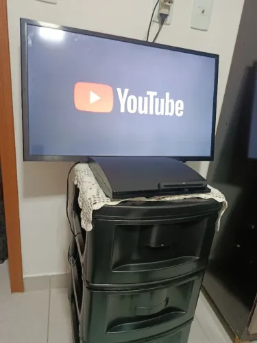 Vendo tv + Playstation 3
