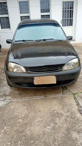 Ford Fiesta Sedan Street 1.6 8V 4P 2004