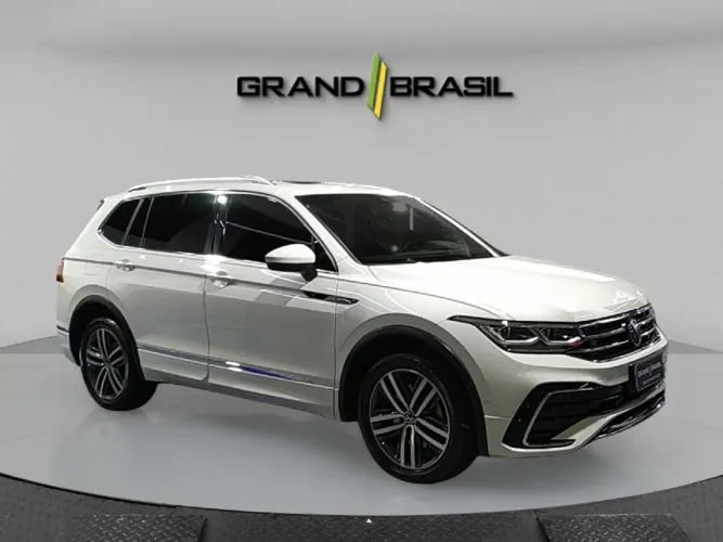 Volkswagen Tiguan Allspac R-line 300 TSI 2.0 2024