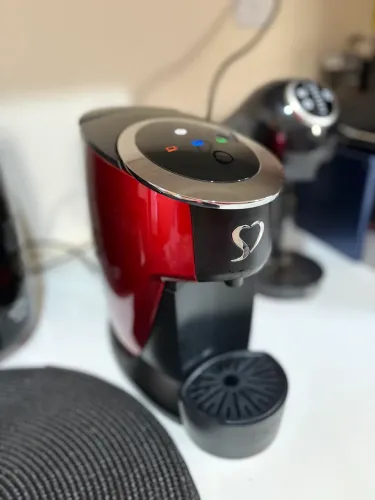 Cafeteira três corações 
