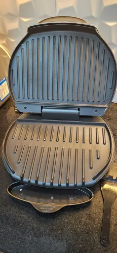 Grill Britânia Healthy 1500w