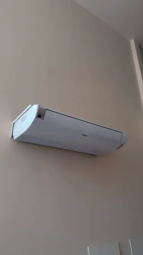Ar condicionado 57000 btus 220v (instalado mas não foi usado)