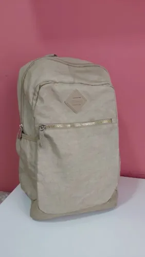 Mochila em ótimo estado - Sestini (bege)