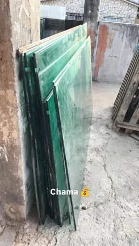 Vidros temperados de faixada e portas 