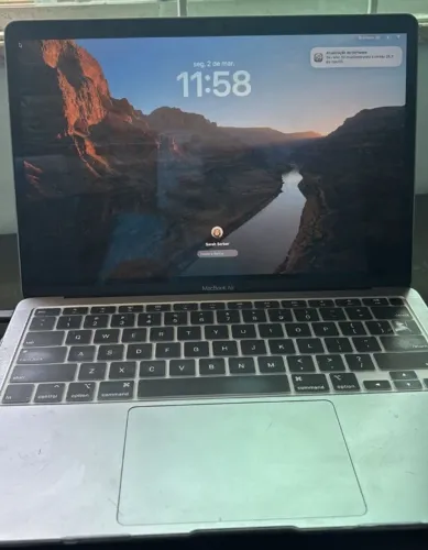 MacBook M1