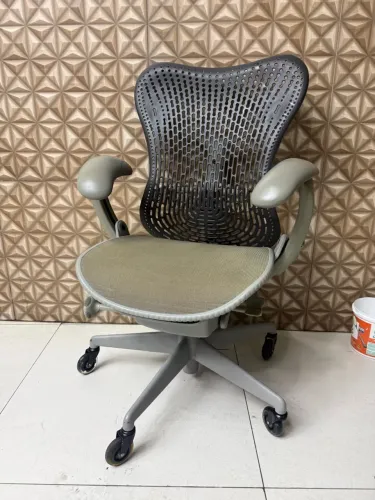 cadeira herman miller mirra 1 completa