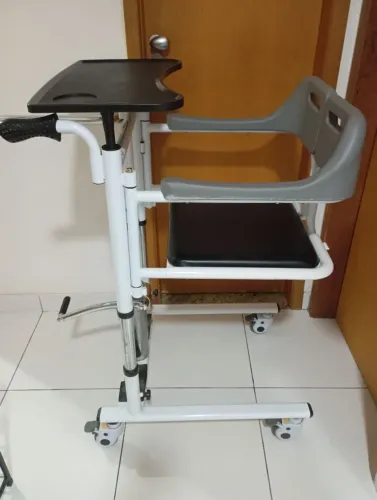 Cadeira elevatória de transferência