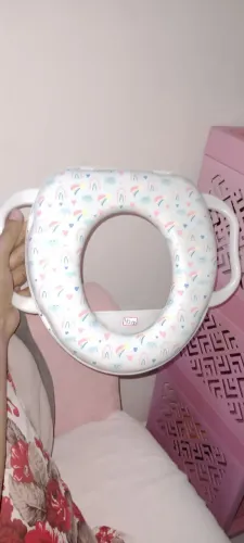 Redutor de Assento Sanitário com Alças Basic + Arco-íris 1un<br>