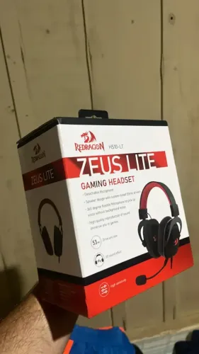 Headset Gamer Redragon Zeus Lite Preto Drivers 53mm com Microfone Removível
