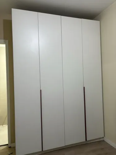 VENDO GUARDA-ROUPA