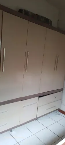 Vendo guarda roupas e cama dúplex