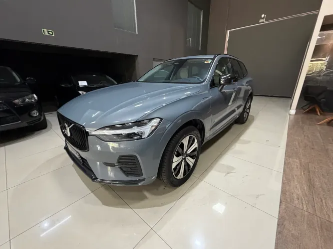Volvo XC-60 T-8 Plus 2.0 AWD (híbrido) 2024
