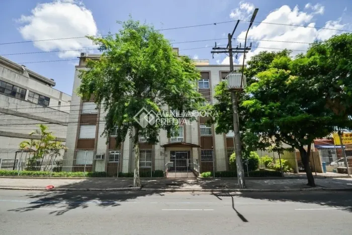 Apartamento a venda com excelente localização, próximo à Academia, Supermercado, Colégio. 