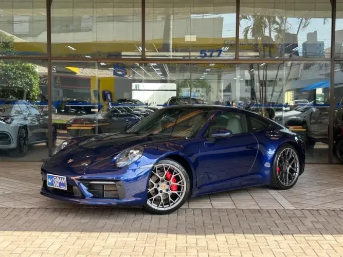 Porsche 911 Carrera 3.0 24V H6 PDK 2022