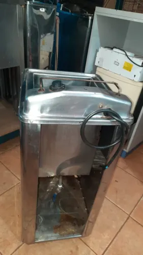 Fritadeira elétrica de coluna entrego em Maringá Tedesco 18 litros funcionando 100%