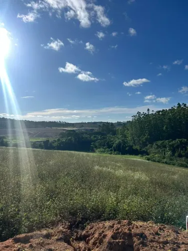 O lugar perfeito para construir sua casa está aqui!