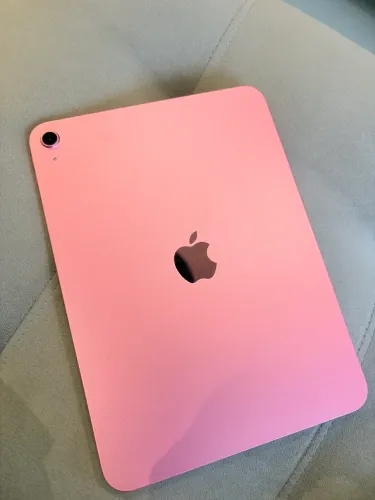 VENDE-SE: IPAD11 ROSA 128 GB / BATERIA 98%