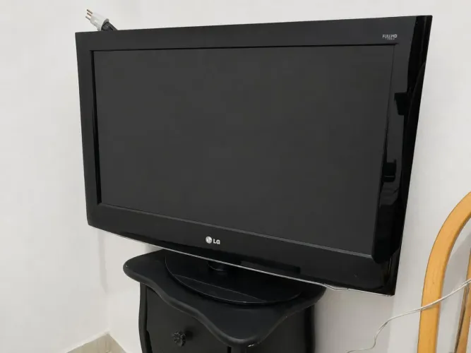 TV LG 32 polegadas Full HD 32
