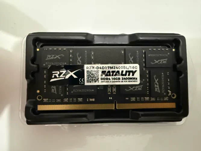 Memória RAM DDR4 16GB 2400MHz