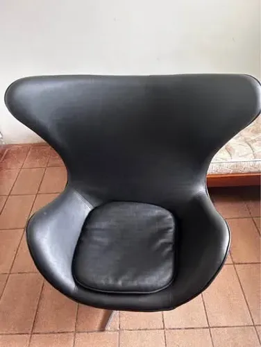 Poltrona Egg Arne Jacobsen