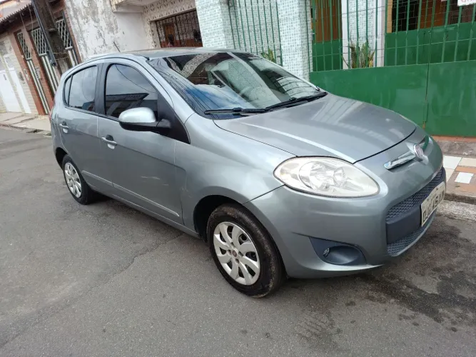 Fiat Palio Attractive 1.0 EVO Fire Flex 8V 5P 2013