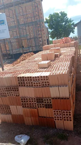Trabalho com frente e venda de tijolo ? fazemos entrega 
