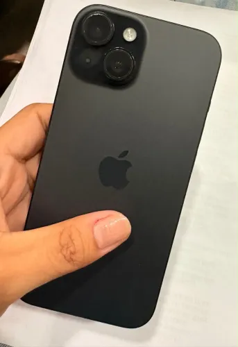 iPhone 15 128GB - Excelente Estado