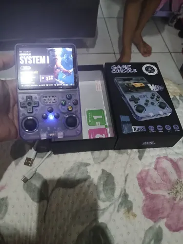 Game Console Model R36S