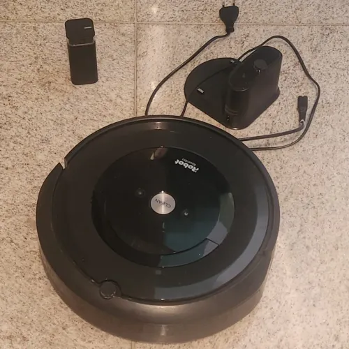 iRobot Roomba e5 - Revisado + Escova Nova + Virtual Wall com Wi-Fi Excelente Estado<br><br><br><br>