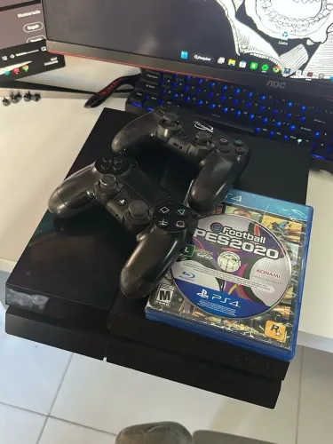 PS4 DOIS CONTROLES + JOGOS PRA SAIR LOGO